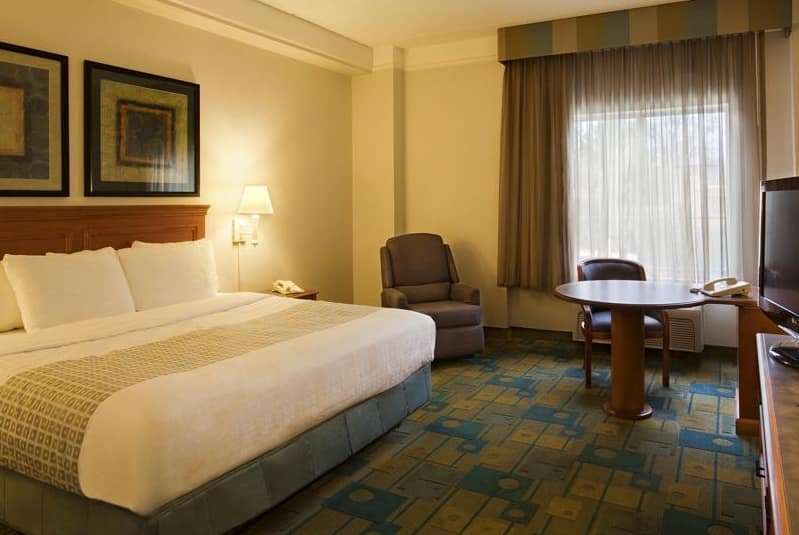 La Quinta By Wyndham Austin Southwest Hotel Room photo
